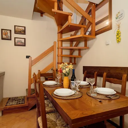 Apartment Rifugio Tra I Boschi - Camino & Balcone Sestola